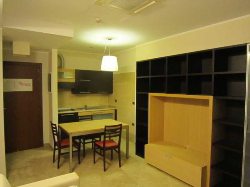 Apartahotel Anghel Siena